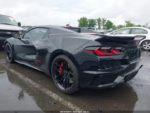 2026 Chevrolet Corvette Z06 VIN 1G1YF3D36T5600223 фото 3