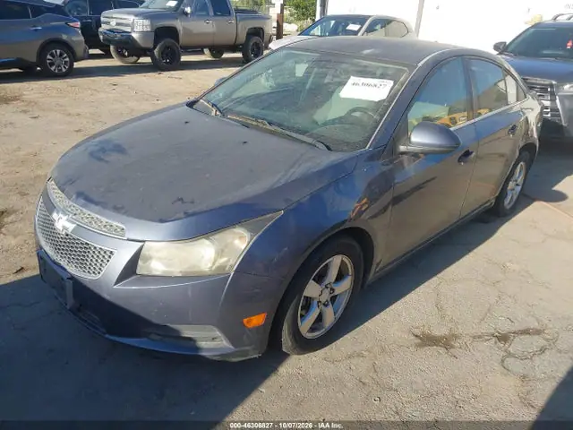 1G1PC5SB8E7304766 — 2014 Chevrolet Cruze 1LT Auto, фото 2 с аукциона IAAI 13.10.2026, Естественный износ