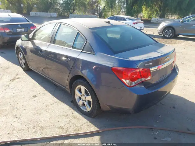1G1PC5SB8E7304766 — 2014 Chevrolet Cruze 1LT Auto, фото 3 с аукциона IAAI 13.10.2026, Естественный износ