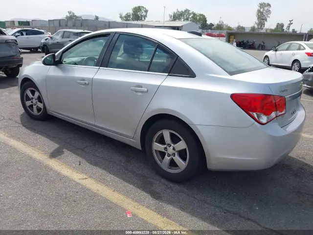 1G1PE5SB5G7110578 — 2016 Chevrolet Cruze Limited 1LT Auto, фото 3 с аукциона IAAI 29.09.2026, Естественный износ