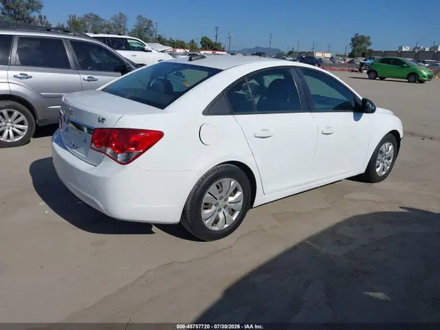 1G1PC5SG3G7112881 — 2016 Chevrolet Cruze Limited LS Auto, фото 4 с аукциона IAAI 30.09.2026, Передняя часть слева