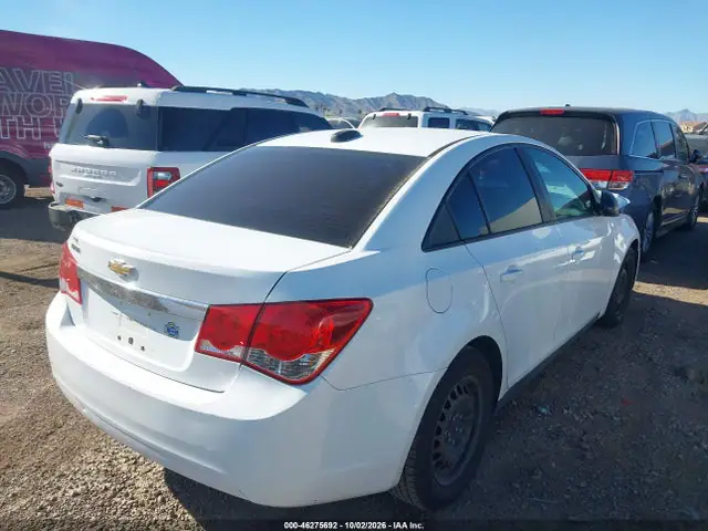 2015 Chevrolet Cruze Ls Auto VIN 1G1PA5SG9F7278732 фото 4