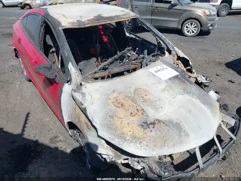 1G1BC5SM8J7212000 — 2018 Chevrolet Cruze LS Auto, Пожар двигателя (Engine Burn), фото до ремонта
