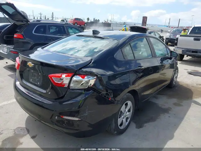 1G1BC5SM9J7181548 — 2018 Chevrolet Cruze LS Auto, фото 4 с аукциона IAAI 14.10.2026, Передняя часть