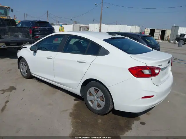 1G1BC5SM7J7143395 — 2018 Chevrolet Cruze LS Auto, фото 3 с аукциона IAAI 14.10.2026, Передняя часть