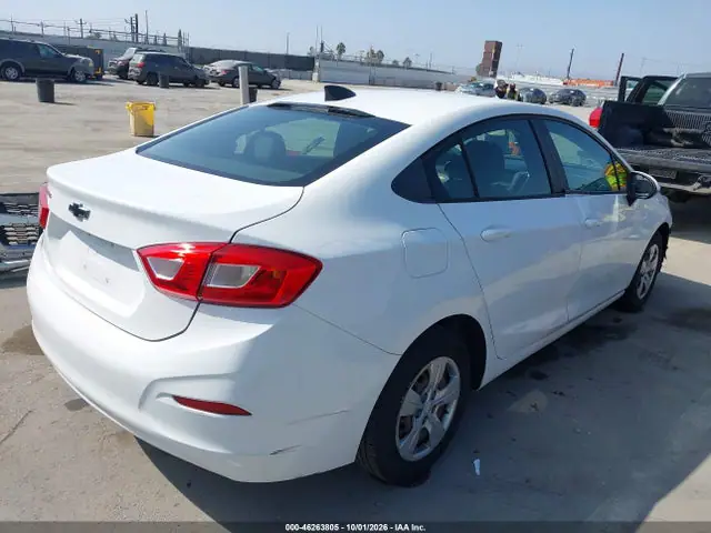 1G1BC5SM7J7143395 — 2018 Chevrolet Cruze LS Auto, фото 4 с аукциона IAAI 14.10.2026, Передняя часть