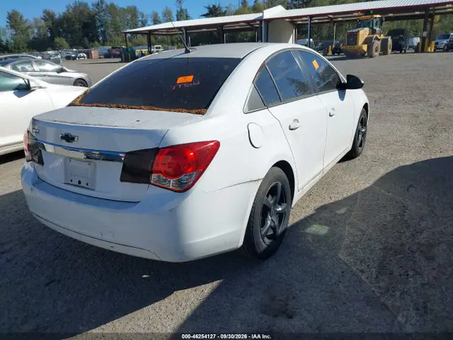 1G1PB5SG2E7212499 — 2014 Chevrolet Cruze LS Manual, фото 4 с аукциона IAAI 14.10.2026, Естественный износ