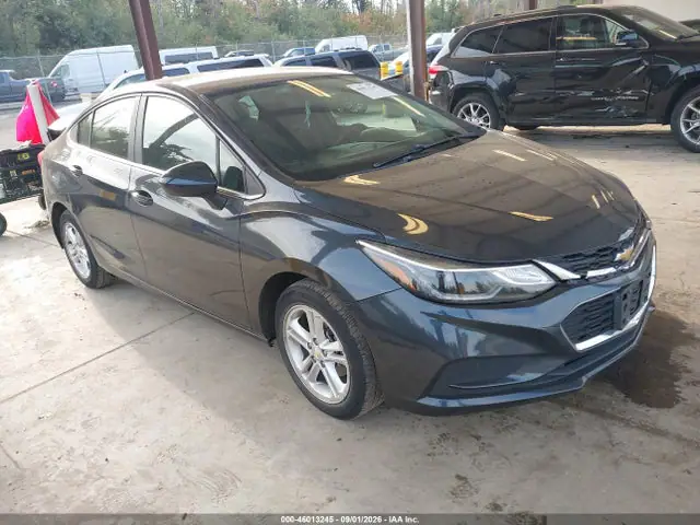 1G1BE5SM1H7270387 — 2017 Chevrolet Cruze LT Auto, Передняя часть (Front & Rear), фото до ремонта