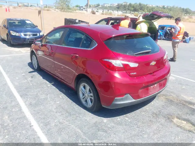 3G1BE6SM4HS511298 — 2017 Chevrolet Cruze LT Auto, фото 3 с аукциона IAAI 30.09.2026, Естественный износ