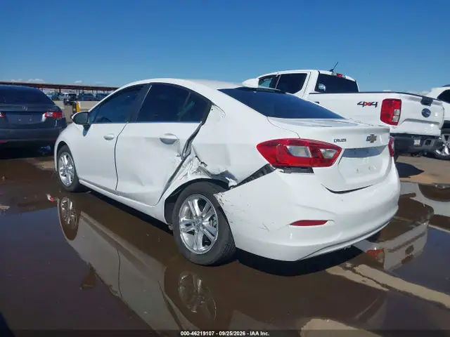 2017 Chevrolet Cruze Lt Auto VIN 1G1BE5SM1H7156034 фото 3