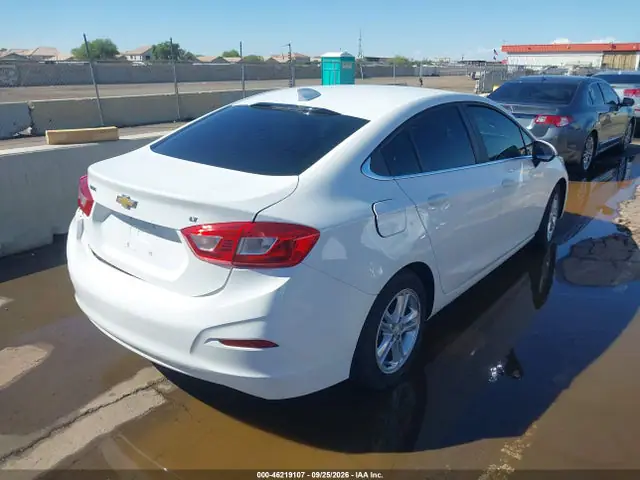 2017 Chevrolet Cruze Lt Auto VIN 1G1BE5SM1H7156034 фото 4