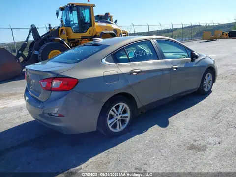 2018 Chevrolet Cruze Lt Auto VIN 1G1BE5SM5J7211865 фото 4