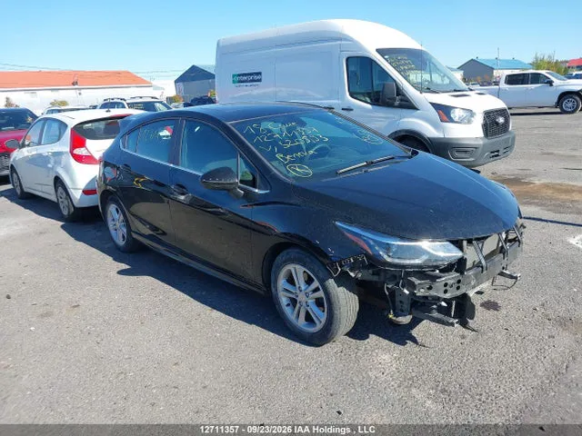 2018 Chevrolet Cruze Lt Auto VIN 3G1BE6SMXJS520593 фото 1