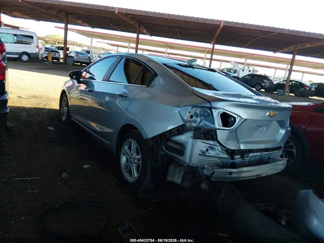 1G1BE5SM8J7107029 — 2018 Chevrolet Cruze LT Auto, фото 3 с аукциона IAAI 06.10.2026, Задняя часть