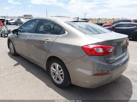 2018 Chevrolet Cruze Lt Auto VIN 1G1BE5SM2J7247125 фото 3