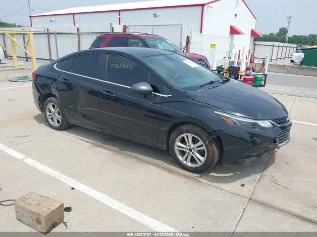 2018 Chevrolet Cruze Lt Auto VIN 1G1BE5SM2J7246296 фото 1