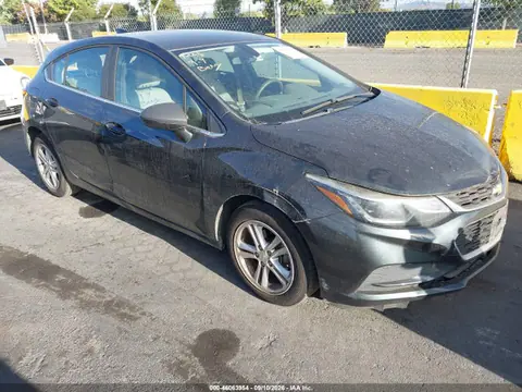 3G1BE6SM1JS543616 — 2018 Chevrolet Cruze LT Auto, Задняя часть (Rear), фото до ремонта