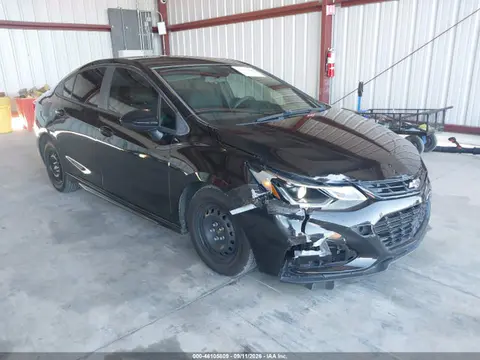 1G1BE5SM5J7147990 — 2018 Chevrolet Cruze LT Auto, Естественный износ (Normal Wear & Tear), фото до ремонта