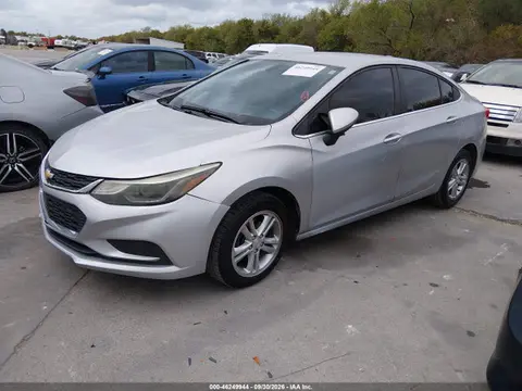 2018 Chevrolet Cruze Lt Auto VIN 1G1BE5SM7J7116269 фото 2