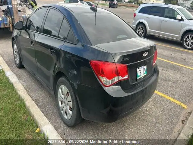 1G1PC5SB0F7270954 — 2015 Chevrolet Cruze LT Turbo, фото 3 с аукциона IAAI 29.09.2026, Повреждения со всех сторон