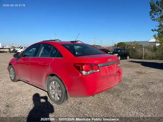1G1PC5SB7F7278663 — 2015 Chevrolet Cruze LT Turbo, фото 4 с аукциона IAAI 14.10.2026, Передняя часть