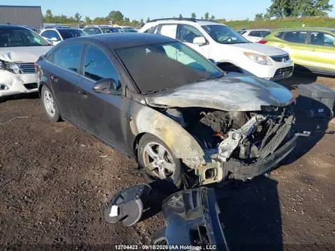 1G1PE5SB1E7359263 — 2014 Chevrolet Cruze LT, Повреждение двигателя (Engine Fire), фото до ремонта