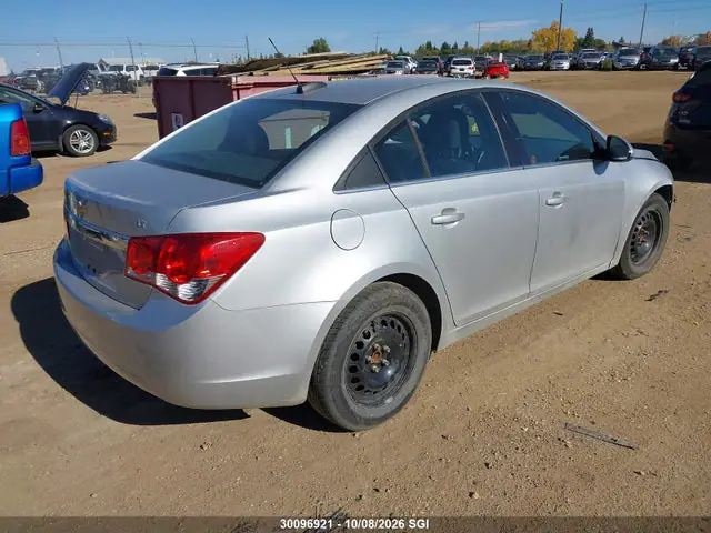 1G1PC5SB0F7176217 — 2015 Chevrolet Cruze LT, фото 4 с аукциона IAAI 14.10.2026, Передняя часть