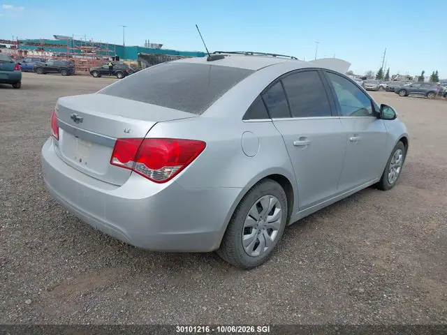 2015 Chevrolet CRUZE LT VIN 1G1PC5SB3F7149836 фото 4