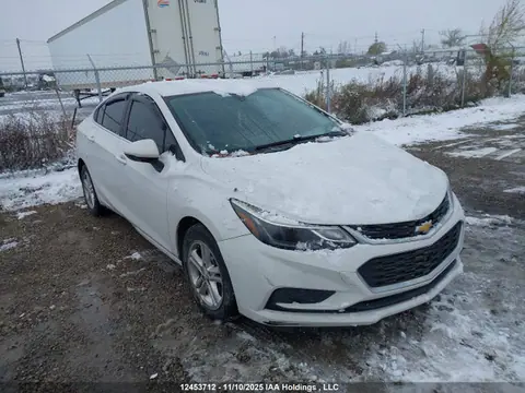 1G1BE5SM2H7229086 — 2017 Chevrolet Cruze LT, Repossession, фото до ремонта