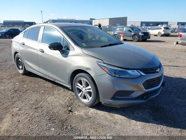3G1BE5SM4HS544733 — 2017 Chevrolet Cruze LT, Град (Hail), фото до ремонта