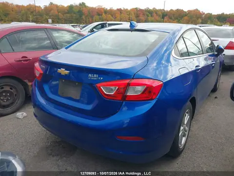 2018 Chevrolet CRUZE LT VIN 1G1BE5SM5J7225250 фото 4
