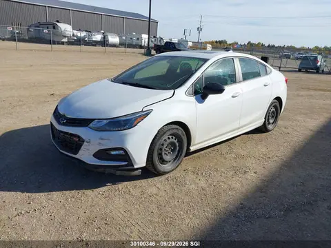 2018 Chevrolet CRUZE LT VIN 1G1BE5SM6J7221692 фото 2