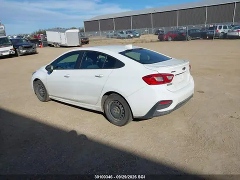2018 Chevrolet CRUZE LT VIN 1G1BE5SM6J7221692 фото 3
