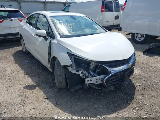 2019 Chevrolet CRUZE LT VIN 1G1BE5SM6K7137485 фото 1