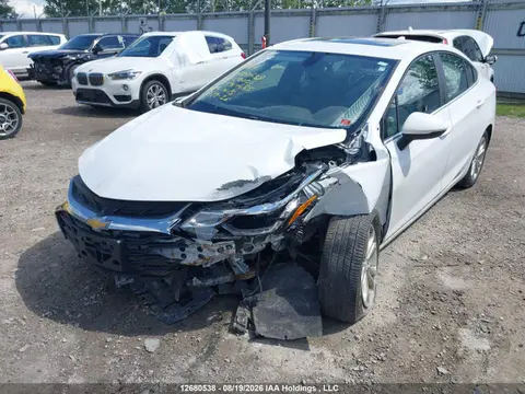 2019 Chevrolet CRUZE LT VIN 1G1BE5SM6K7137485 фото 2