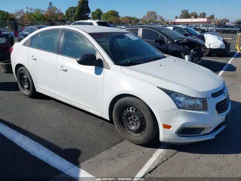 1G1PA5SG3F7150857 — 2015 Chevrolet Cruze, Передний левый, фото до ремонта