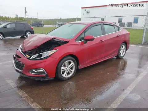 2018 Chevrolet Cruze Lt Auto VIN 1G1BE5SM1J7220160 фото 2