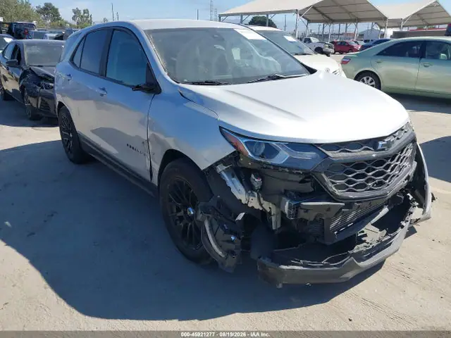 3GNAXHEV5MS126282 — 2021 Chevrolet Equinox FWD LS, Передняя часть справа (Right Front), фото до ремонта