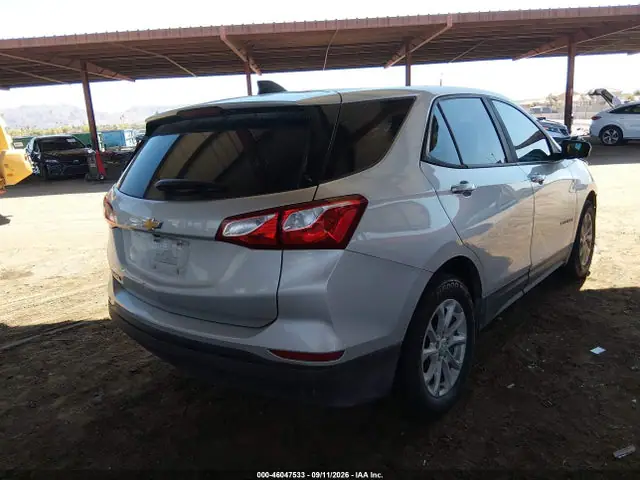 3GNAXHEV9MS143487 — 2021 Chevrolet Equinox FWD LS, фото 4 с аукциона IAAI 13.10.2026, Передняя часть