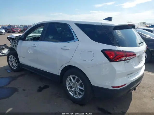 3GNAXKEV9NL232971 — 2022 Chevrolet Equinox FWD LT, фото 3 с аукциона IAAI 13.10.2026, Передняя часть слева