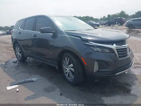 3GNAXKEV0NS207995 — 2022 Chevrolet Equinox FWD LT, Передняя часть (Front End), фото до ремонта
