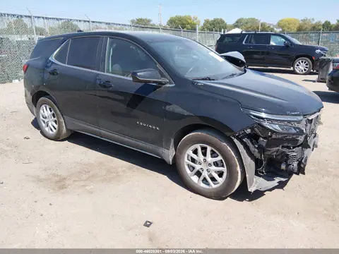 3GNAXKEV8NL300435 — 2022 Chevrolet Equinox FWD LT, Передняя часть слева (Left Front), фото до ремонта