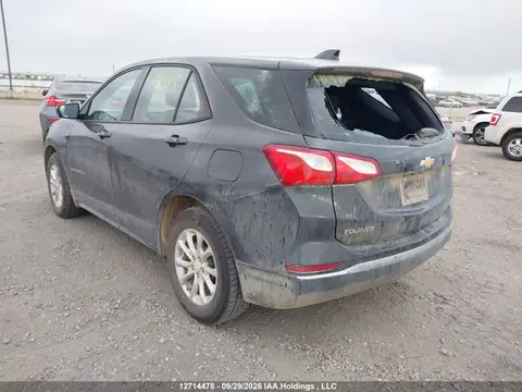 2018 Chevrolet EQUINOX LS VIN 2GNAXHEV6J6160127 фото 3