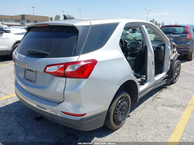 2GNAXHEV5J6162130 — 2018 Chevrolet Equinox LS, фото 4 с аукциона IAAI 13.10.2026, Угон