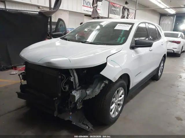 3GNAXHEV3JL394155 — 2018 Chevrolet Equinox LS, фото 2 с аукциона IAAI 13.10.2026, Передняя часть