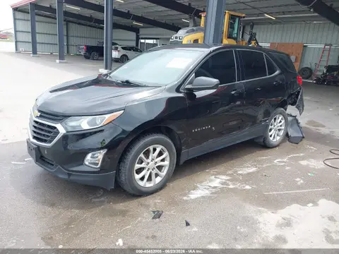 2019 Chevrolet EQUINOX LS VIN 2GNAXHEV3K6260252 фото 2
