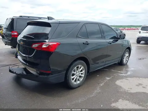2019 Chevrolet EQUINOX LS VIN 2GNAXHEV3K6260252 фото 4