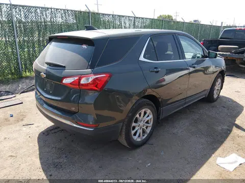 2019 Chevrolet EQUINOX LT VIN 3GNAXKEV0KS673776 фото 4
