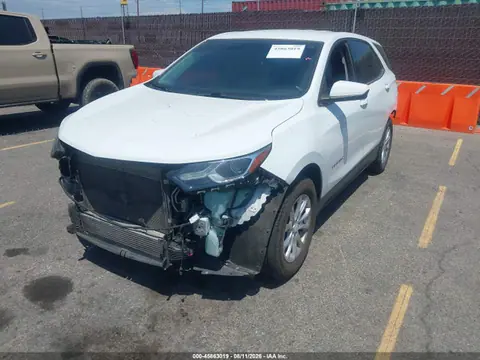 2019 Chevrolet EQUINOX LT VIN 2GNAXKEV3K6147219 фото 2