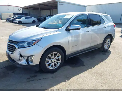 2019 Chevrolet EQUINOX LT VIN 2GNAXJEV7K6248757 фото 2